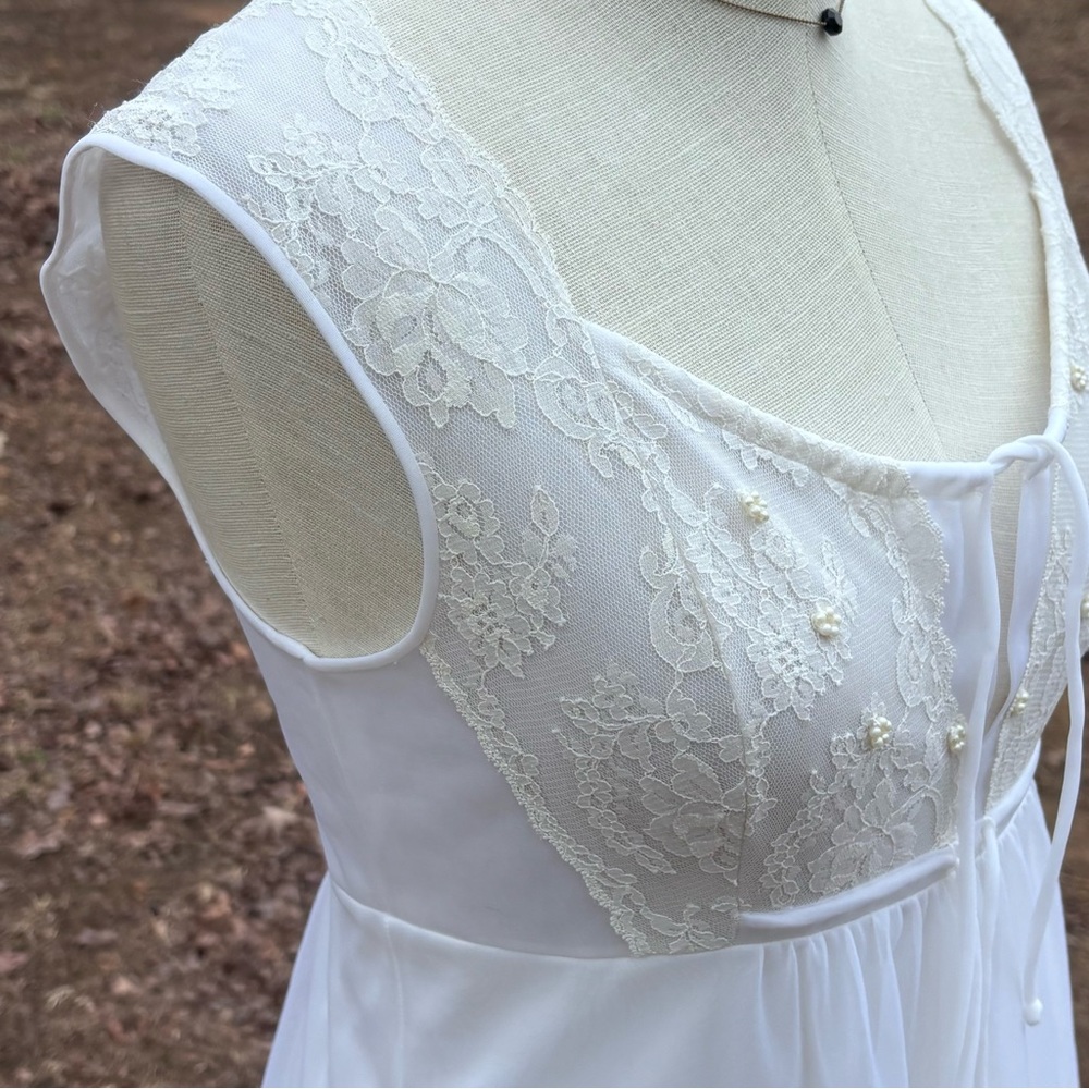 Stunning Vintage Shadowline Peignoir Set! - Picture 10 of 15